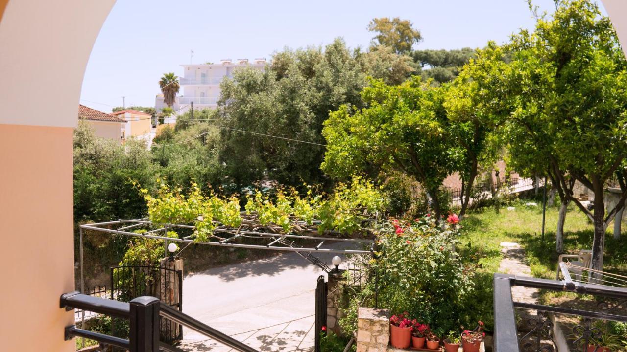 Raptis Guest House Tsilivi  Exterior photo